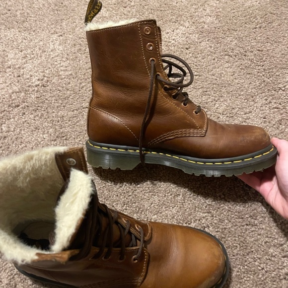 Dr. Martens fur lined boots - Picture 7 of 8